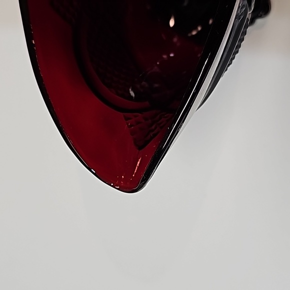 Avon Cape Cod Red Glass Sauce Gravy Boat - Picture 7 of 14